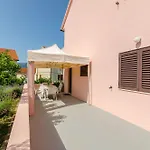 Apartament Lavcevic